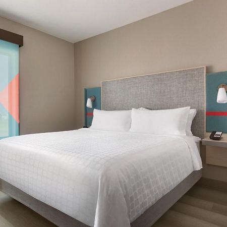 Avid Hotel - Ft Lauderdale Airport - Cruise By Ihg ดาเนียบีช ภายนอก รูปภาพ